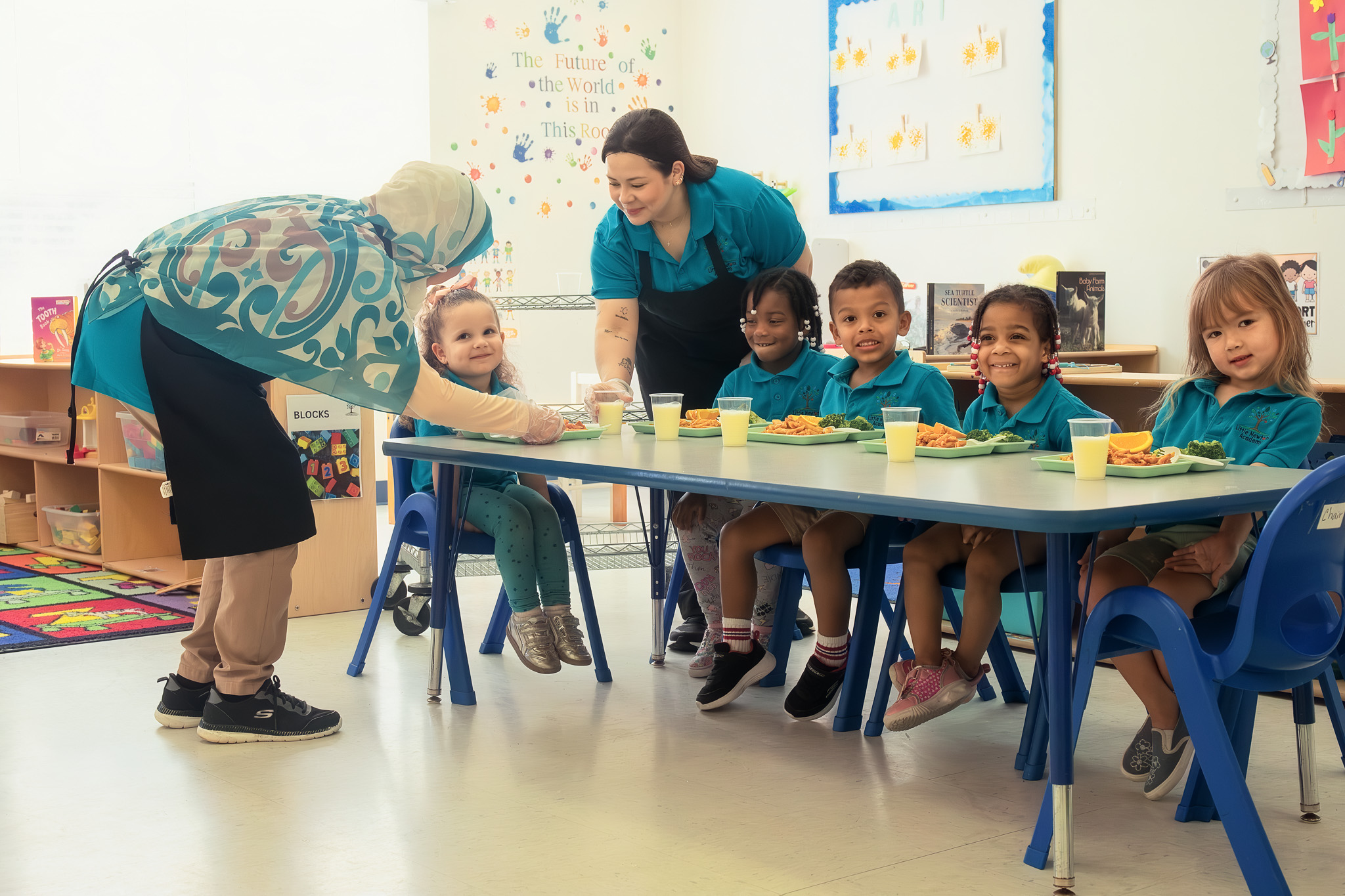 Children enjoying a healthy lunch together